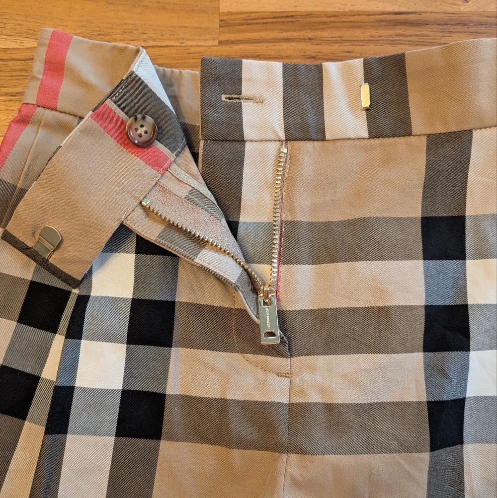 Burberry Girls Nova Check Skort Plaid Pleated Beige Size 6Y (Est.) - Picture 2 of 11